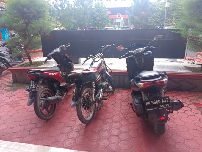 3 unit sepeda motor diduga hasil curian diamankan.
