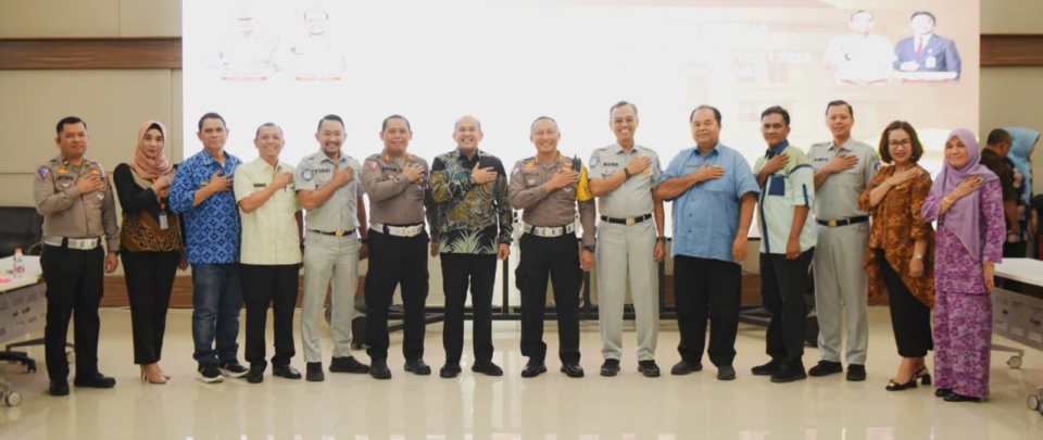 Jasa Raharja Bersama Tim Pembina Samsat Rapat Evaluasi Kinerja dan Efektivitas Pengelolaan PKB dan BBNKB di Sumut.