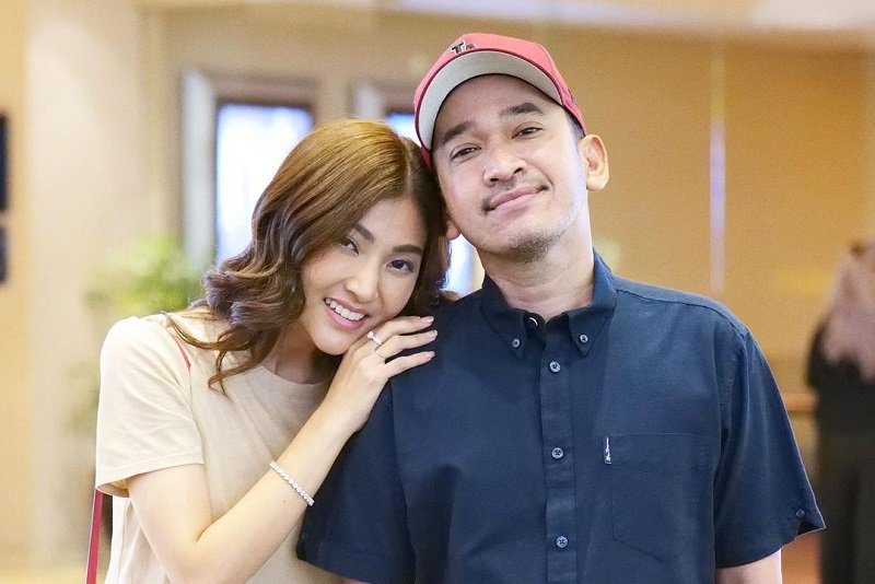 Melalui kuasa hukumnya, Minola Sebayang, presenter acara Brownies ini telah melayangkan gugatan perceraian di Pengadilan Negeri Jakarta Selatan pada Selasa (11/6/2024) lalu.
