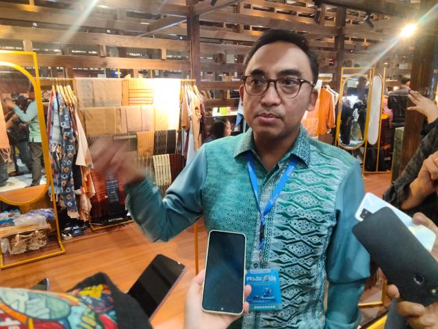 Kepala BI Sumut, IGP Wira Kusuma saat ditemui di salah satu stand Wastra Sumut, Hall A&B JCC Jakarta, Sabtu (3/8/2024).