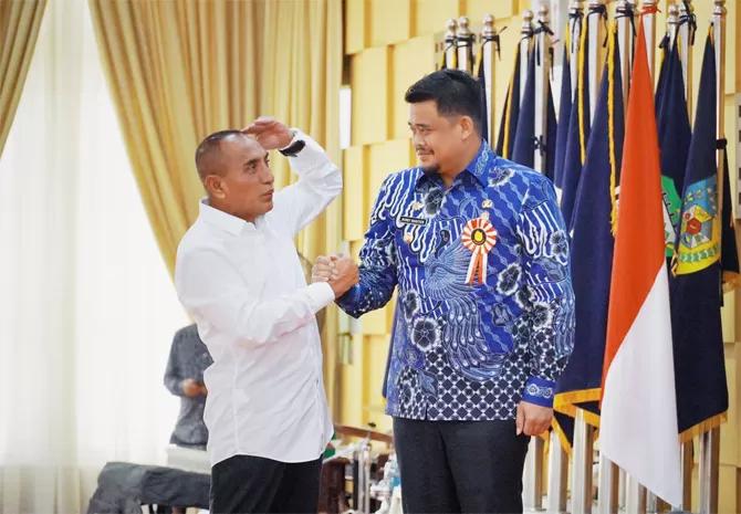 Bobby Nasution saat bersama Edy Rahmayadi dalam suatu kesempatan