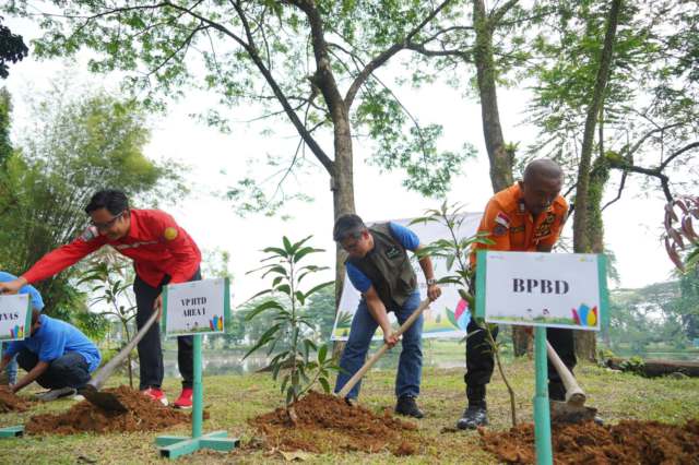 Aksi Penaman pohon ini diharapkan dapat memberikan kebaikan dengan mengurangi polusi dan menambah ruang hijau serta meningkatkan keberlanjutan program lingkungan hidup.