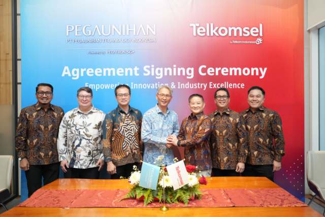 Telkomsel dan PT Pegaunihan Technology Indonesia resmi menandatangani sebuah Perjanjian Kerja Sama untuk menghadirkan solusi 5G terkini yang mendukung implementasi AI dan IoT tingkat tinggi di fasilitas manufaktur cerdas (Smart Factory) di Batam.
