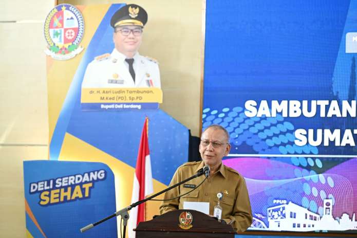 Pj Sekdaprov Sumatera Utara (Sumut) Arman Effendy Pohan secara simbolis bersama Bupati Deliserdang Asri Ludin Tambunan di dampingi Forkopimda Kabupaten, membuka acar Musrenbang RPJMD Kabupaten Deliserdang Tahun 2025-2029, di Aula Cendana Lantai 2 Kantor Bupati Deliserdang, Selasa, 27 Mei 2025.