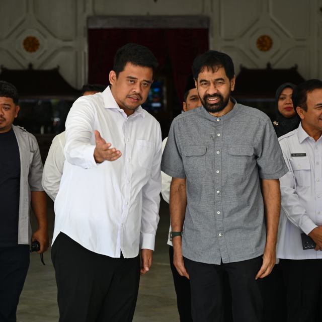 Gubernur, Bobby Nasution menemui Gubernur Aceh Muzakir Manaf di Banda Aceh, Rabu (4/6/2025).